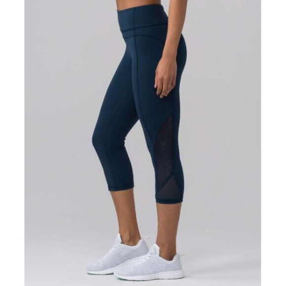 Lululemon Twist & Train Crop (19") Colour Jaded Size 6 - Picture 1 of 7